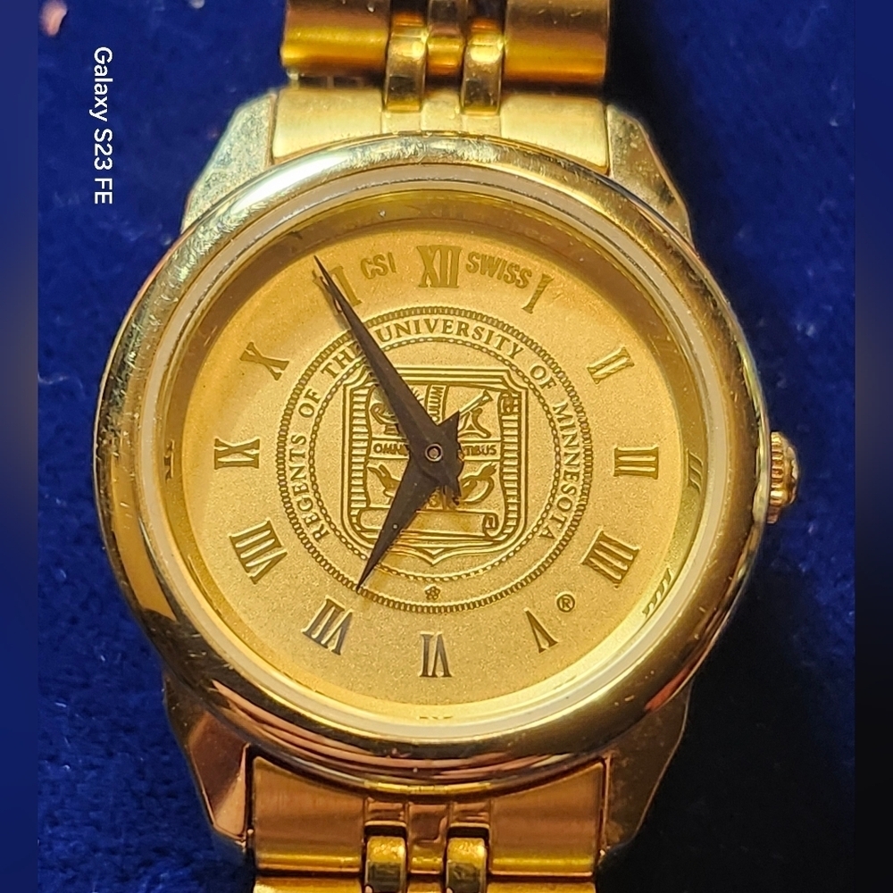 NWOT CSI SWISS GOLD PLATED UNIVERSITY OF MINNESOTA WATCH LADIES